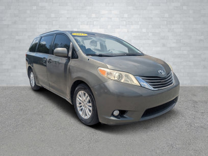 Used 2013 Toyota Sienna XLE
