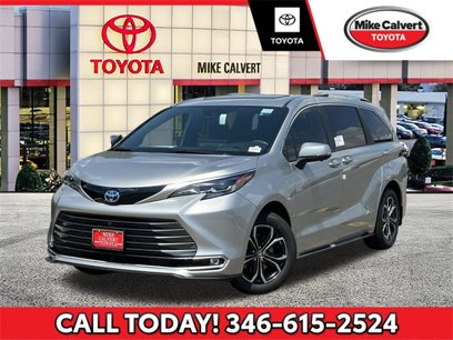 New 2025 Toyota Sienna Platinum