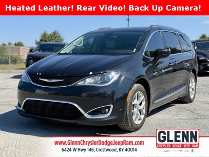 Used 2017 Chrysler Pacifica Touring-L Plus w/ Tire & Wheel Group