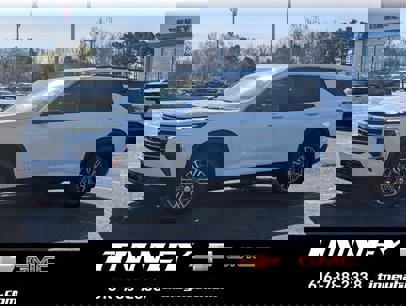 New 2025 Chevrolet Traverse LT w/ Driver Confidence Package