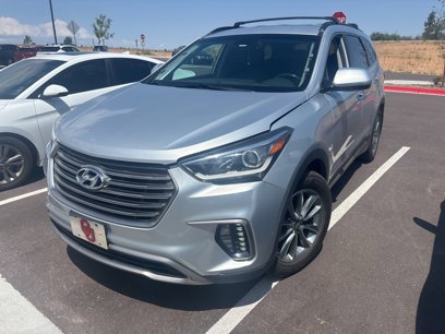 Used 2017 Hyundai Santa Fe SE w/ SE Premium Package 02
