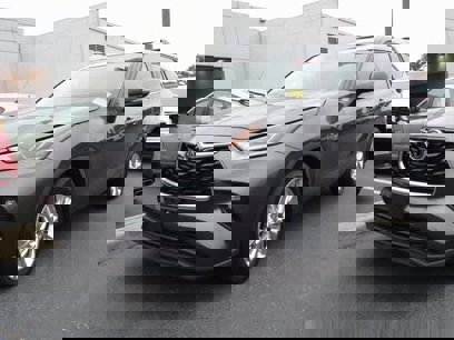 Used 2022 Toyota Highlander Limited