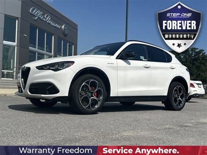 New 2025 Alfa Romeo Stelvio Sprint