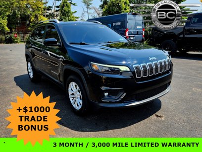 Used 2019 Jeep Cherokee Latitude w/ Popular Appearance Group