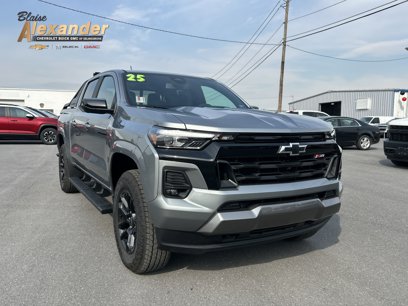 New 2025 Chevrolet Colorado Z71 w/ Midnight Edition