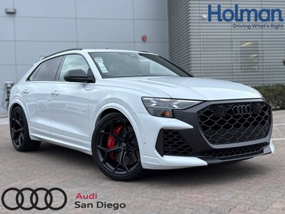 New 2025 Audi RS Q8 performance