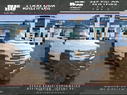 New 2025 GMC Hummer EV 2X w/ LPO, Dark Essentials Package