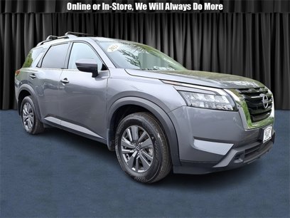 Used 2024 Nissan Pathfinder SV w/ SV Premium Package