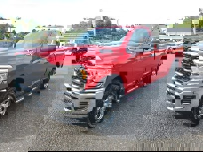 New 2024 RAM 2500 Tradesman w/ Towing Technology Group