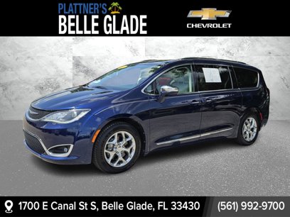 Used 2017 Chrysler Pacifica Limited