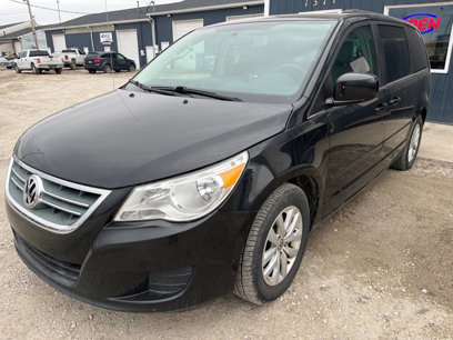 Used 2012 Volkswagen Routan SE