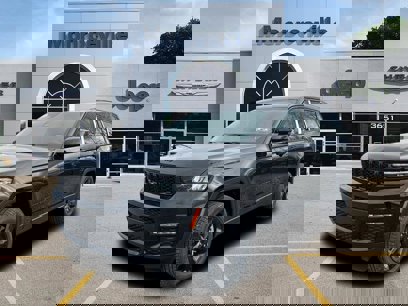New 2025 Jeep Grand Cherokee L Limited w/ Black Appearance Package