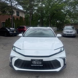 Used 2025 Toyota Camry SE