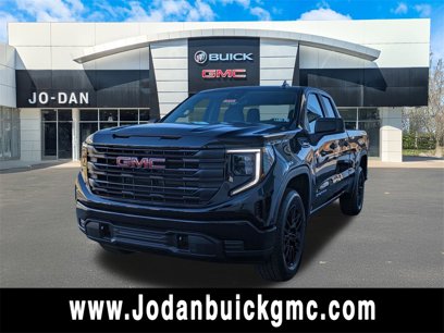 New 2025 GMC Sierra 1500 Pro w/ Graphite Edition