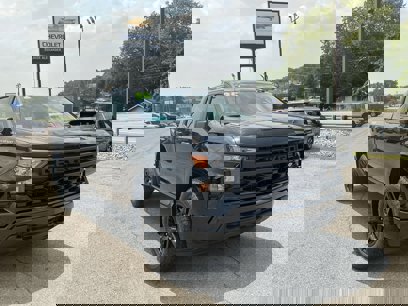 New 2025 Chevrolet Silverado 1500 Custom