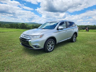Used 2018 Mitsubishi Outlander SE