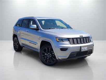 Used 2020 Jeep Grand Cherokee Altitude