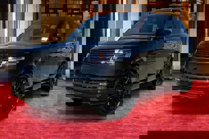 New 2025 Land Rover Range Rover SE
