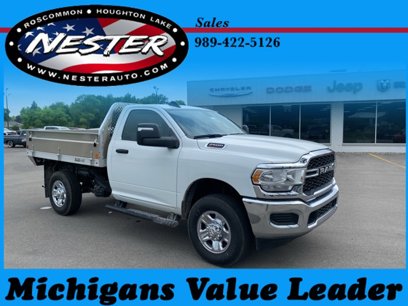 New 2024 RAM 2500 Tradesman w/ Chrome Appearance Group