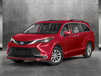 New 2025 Toyota Sienna XLE