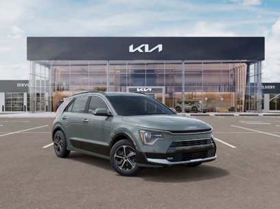 New 2025 Kia Niro SX Touring