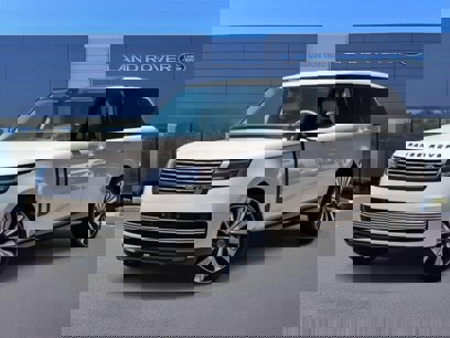 New 2024 Land Rover Range Rover SV