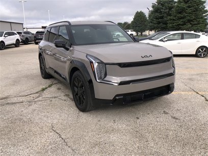 New 2026 Kia EV9 Land