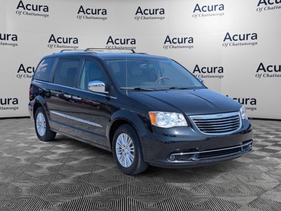 Used 2013 Chrysler Town & Country Limited w/ Luxury Group