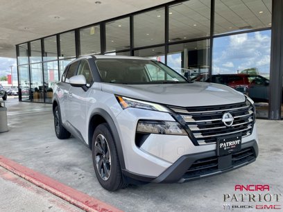 Used 2025 Nissan Rogue SV