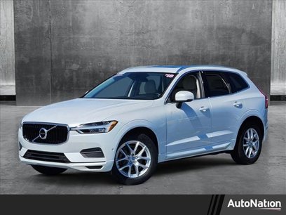 Used 2018 Volvo XC60 T5 Momentum w/ Vision Package