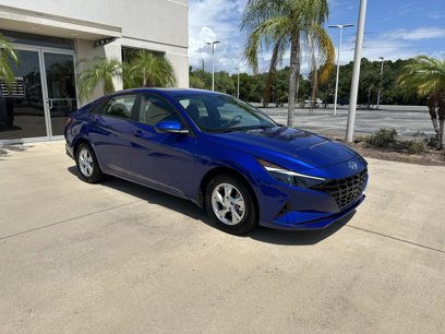 Used 2023 Hyundai Elantra SE