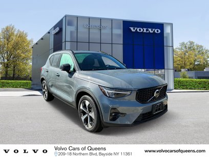 Certified 2023 Volvo XC40 B5 Plus w/ Climate Package