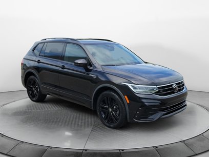 Certified 2022 Volkswagen Tiguan SE R-Line