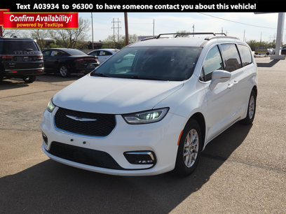 Used 2022 Chrysler Pacifica Touring-L