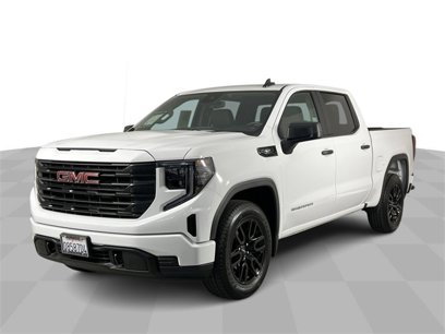 Used 2025 GMC Sierra 1500 Pro w/ Graphite Edition