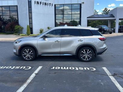 Used 2022 INFINITI QX60 Sensory w/ Cargo Package