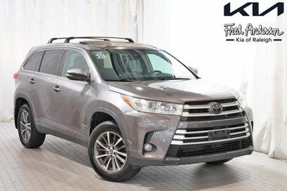 Used 2019 Toyota Highlander XLE