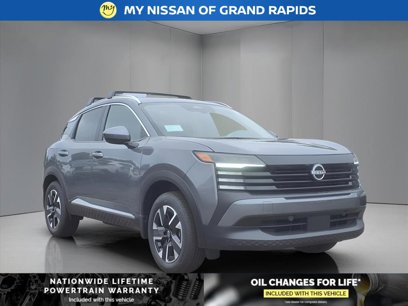 New 2025 Nissan Kicks SV w/ SV Premium Package