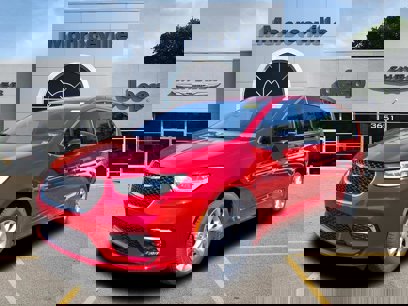 New 2025 Chrysler Pacifica Select