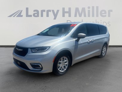 Certified 2023 Chrysler Pacifica Touring-L