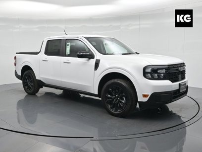 New 2024 Ford Maverick Lariat w/ Black Appearance Package