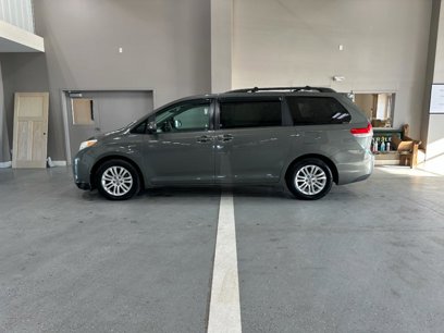 Used 2013 Toyota Sienna XLE