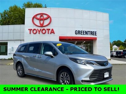 Used 2024 Toyota Sienna LE