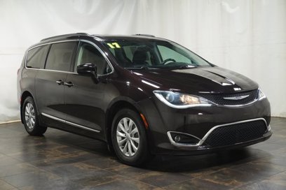 Used 2017 Chrysler Pacifica Touring-L