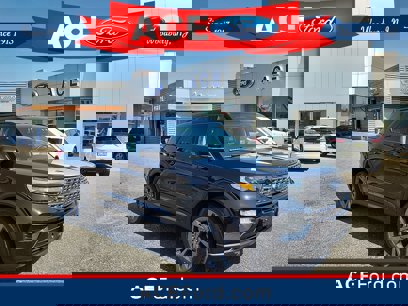 Certified 2022 Ford Explorer XLT w/ Equipment Group 202A