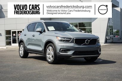 Used 2021 Volvo XC40 T5 Momentum