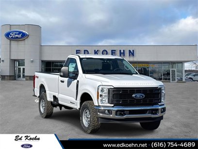 New 2025 Ford F250 XLT w/ FX4 Off-Road Package