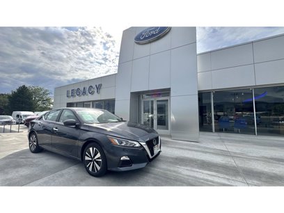 Used 2022 Nissan Altima 2.5 SV