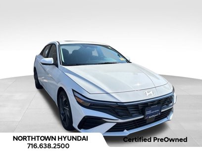 Used 2024 Hyundai Elantra SEL w/ Convenience Package