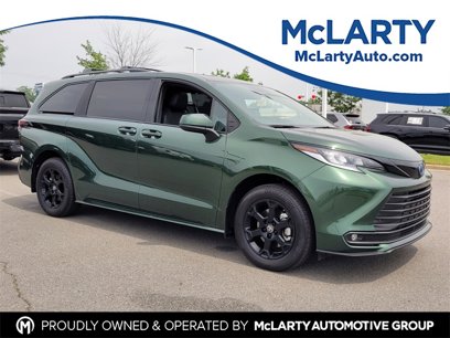 Certified 2025 Toyota Sienna XLE Woodland Edition